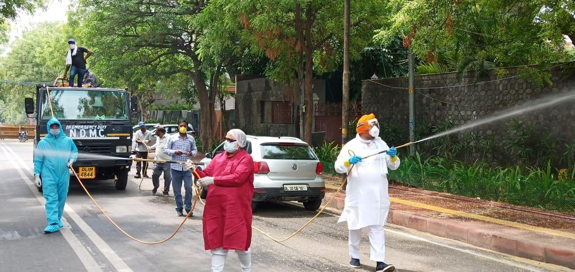 अब हमने मुख्यमंत्री आवास को पूरी तरह से सैनिटाइज कर दिया है ताकि मुख्यमंत्री अरविंद केजरीवाल बिना डर के अपने घर से बाहर निकल कर दिल्ली के हालातों का जायजा ले सकें- अवतार सिंह