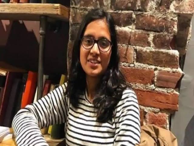 बुलंदशहर के पास सड़क हादसे में यूएसए में पढ़ रही छात्रा सुदीक्षा भाटी की मौत पर योगी आदित्यनाथ अब सुदीक्षा भाटी के नाम पर बनेगा प्रेरणा स्थल और लाइब्रेरी