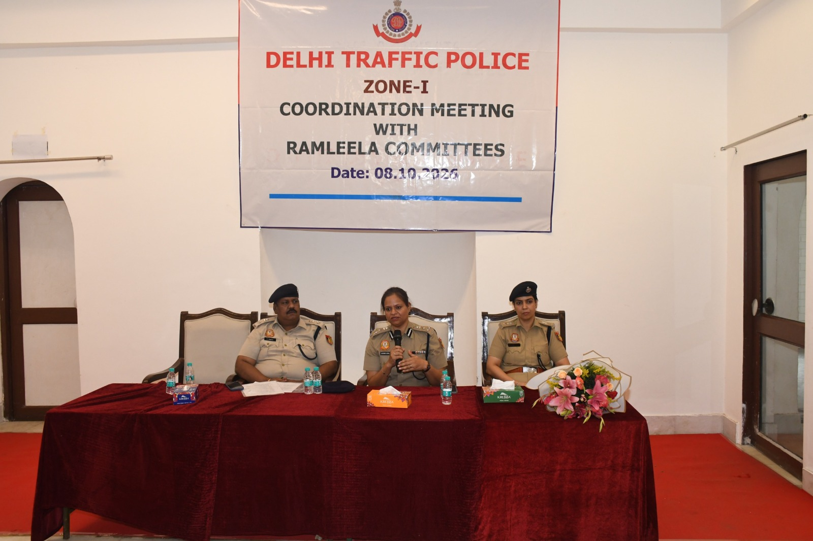 दिल्ली में रामलीला आयोजनों के लिए ट्रैफिक पुलिस अलर्ट, 73 आयोजकों के साथ बैठक में सुरक्षा व्यवस्था पर जोर