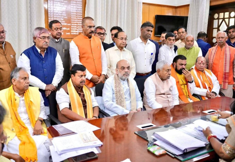 ‎भाजपा के राष्ट्रीय अध्यक्ष नितिन नवीन, सीएम नीतीश कुमार सहित एनडीए के सभी पांच उम्मीदवारों ने राज्यसभा चुनाव के लिए नामांकन भरा